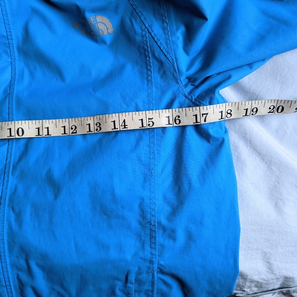 Like new The North Face Dry Vent Jacket size M 10-12 - Picture 5 of 13